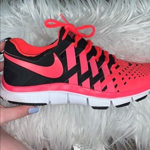 Men’s Nike Free Run Trainers size 9